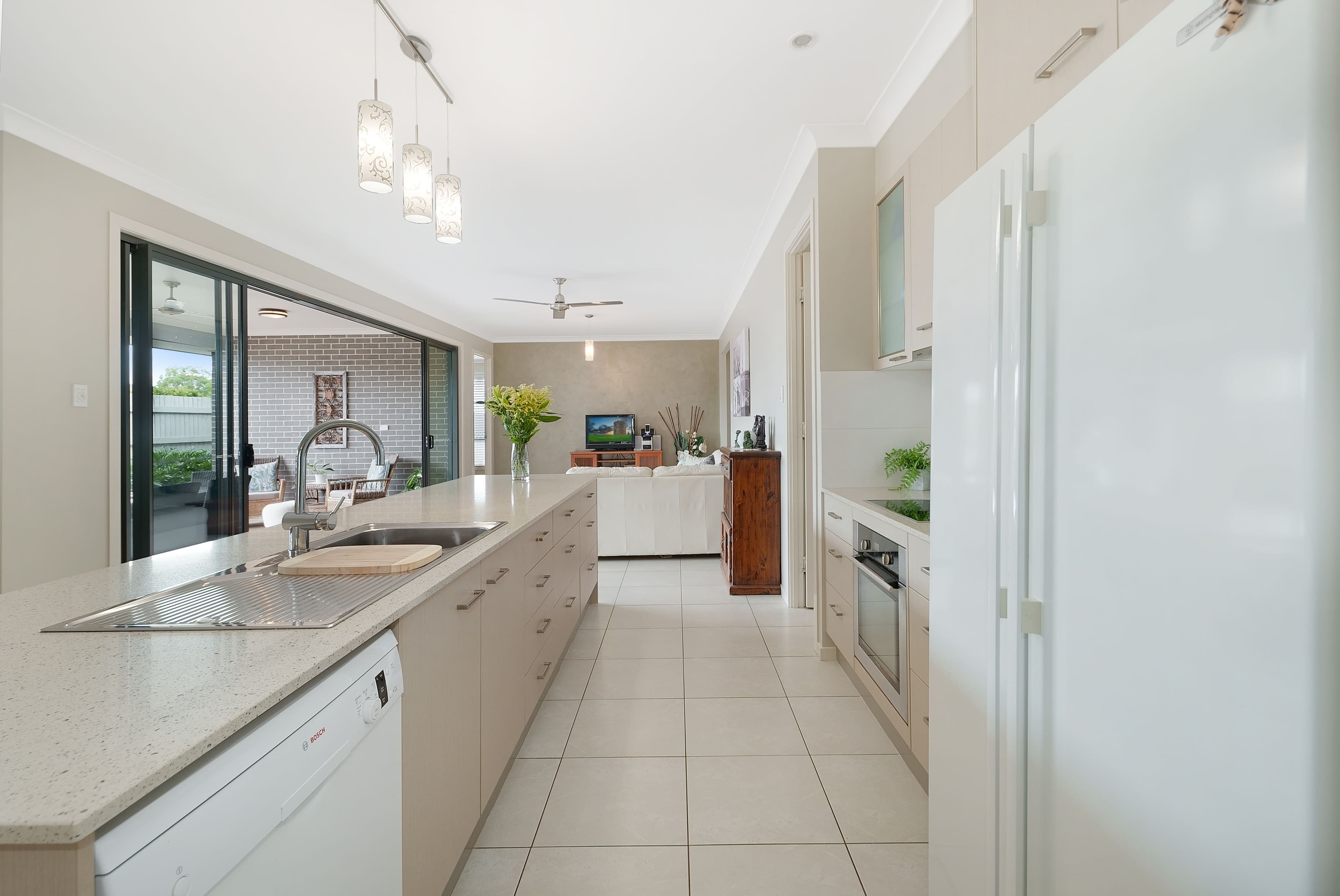 33 Parkway Crescent, Murrumba Downs QLD 4503, Murrumba Downs - Thumbnail 2
