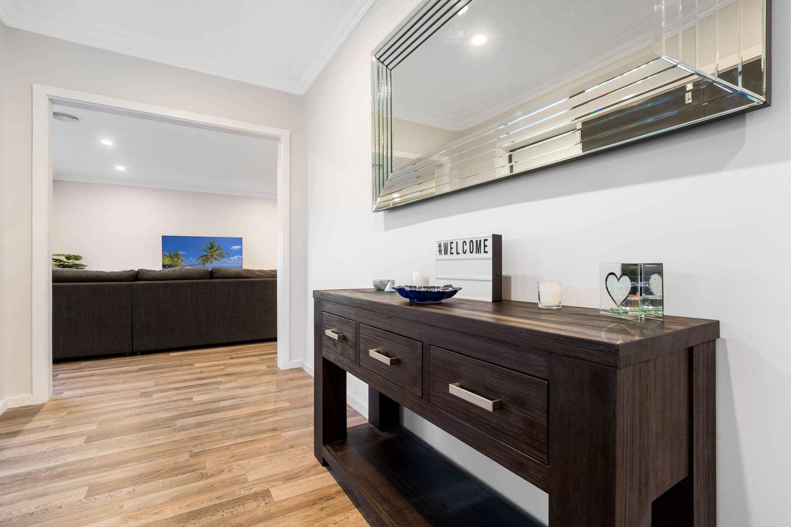 111 Scoresby Road, Bayswater VIC 3153, Bayswater - Thumbnail 2