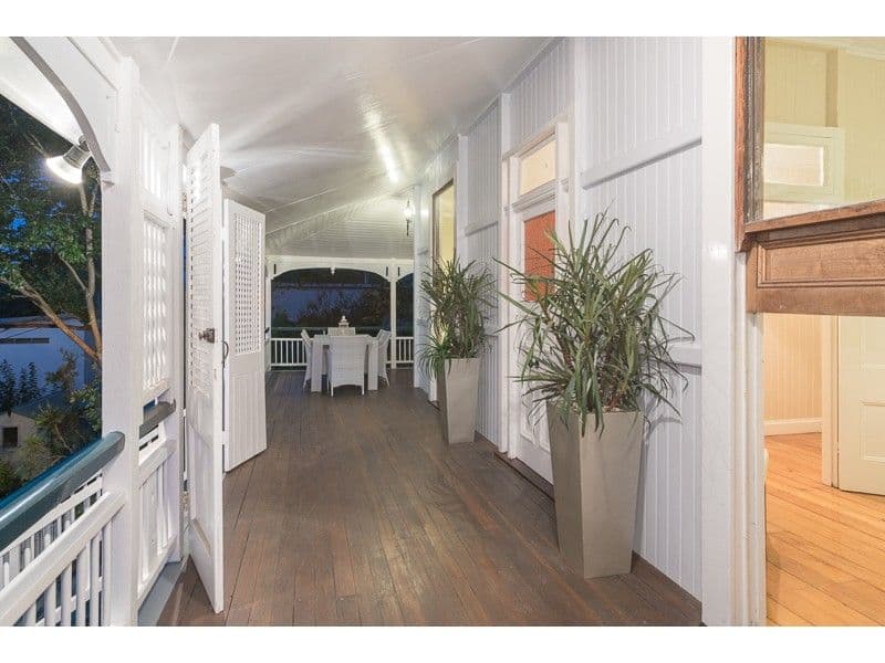 39 Dudley Street, Bardon QLD 4065, Bardon - Thumbnail 3