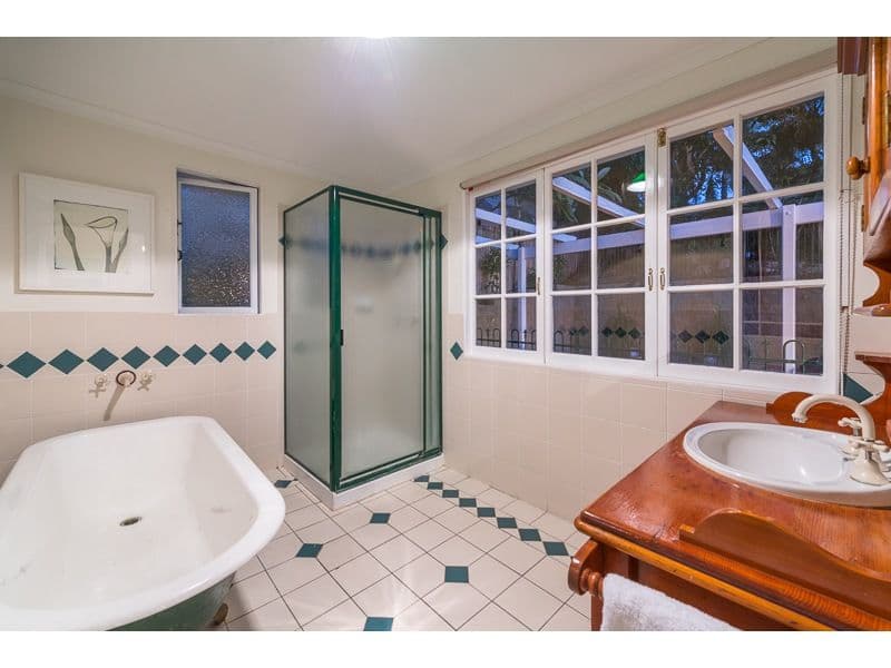 39 Dudley Street, Bardon QLD 4065, Bardon - Thumbnail 6