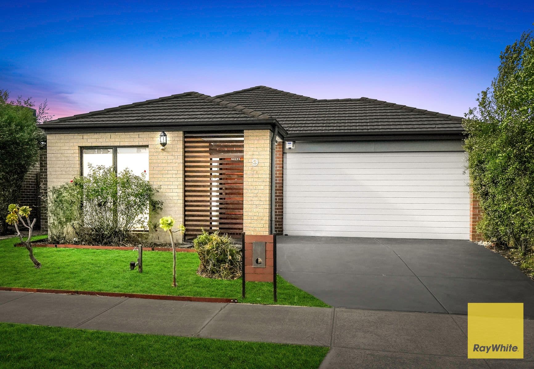 9 Monaro Street, Tarneit VIC 3029, Tarneit - Thumbnail 2