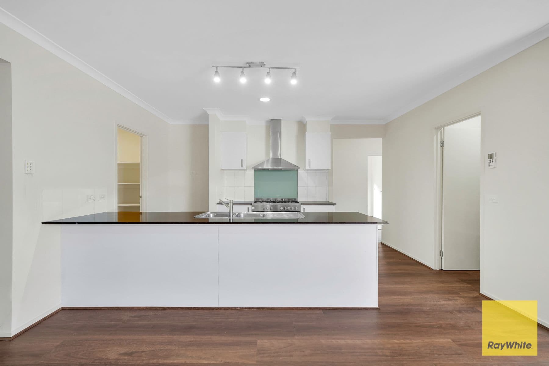 9 Monaro Street, Tarneit VIC 3029, Tarneit - Thumbnail 6