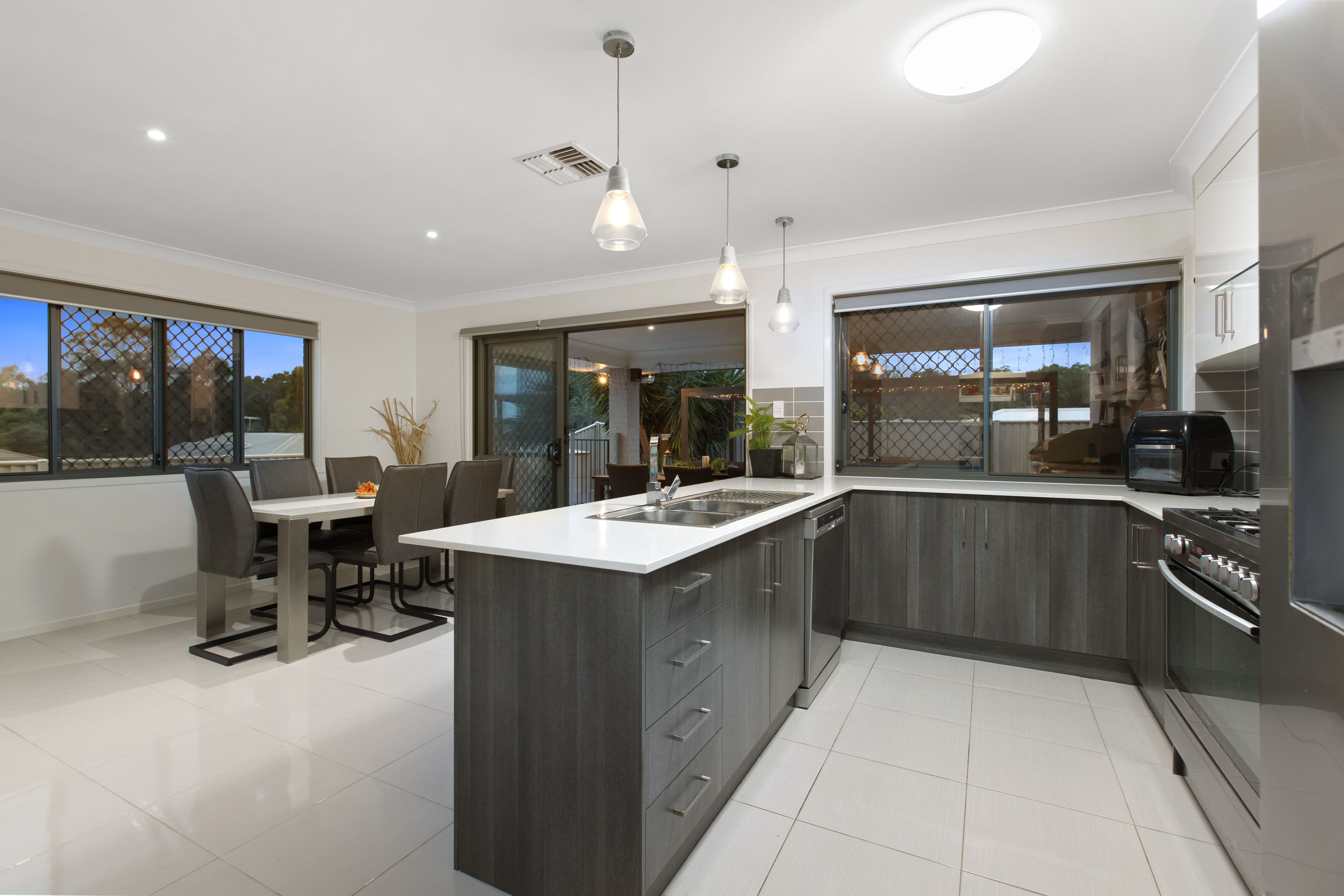 2 Bell View Street, Victoria Point QLD 4165, Victoria Point - Thumbnail 6