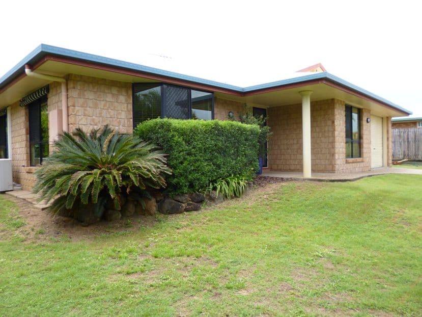 6 Alison Street, SLADE POINT QLD 4740, Slade Point - Image 1