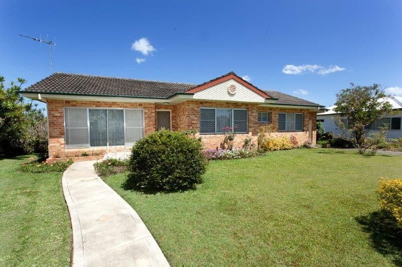 302 Victoria Street, TAREE NSW 2430, Taree - Thumbnail 2