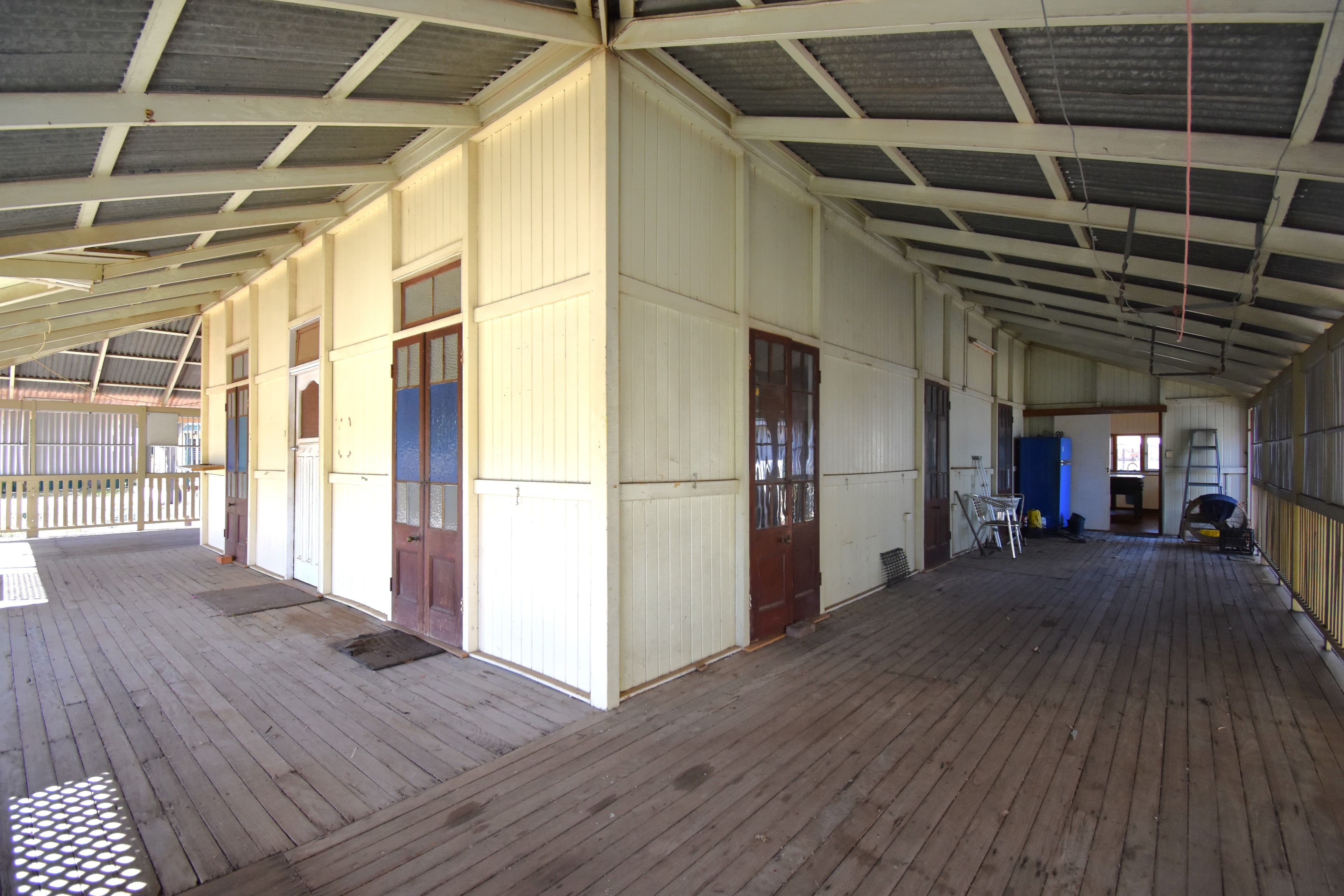 161 Oak Street, Barcaldine QLD 4725, Barcaldine - Thumbnail 3