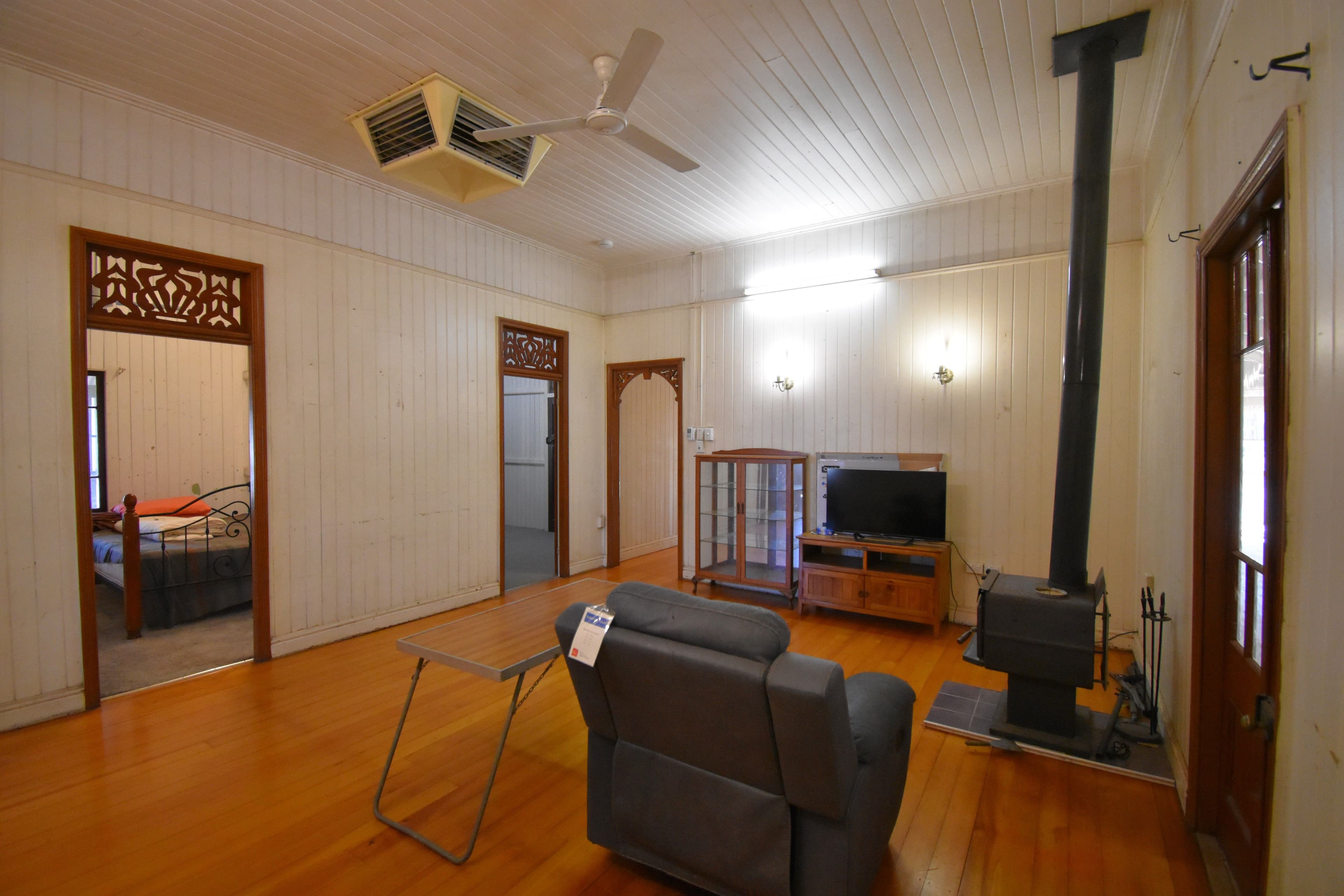 161 Oak Street, Barcaldine QLD 4725, Barcaldine - Thumbnail 5