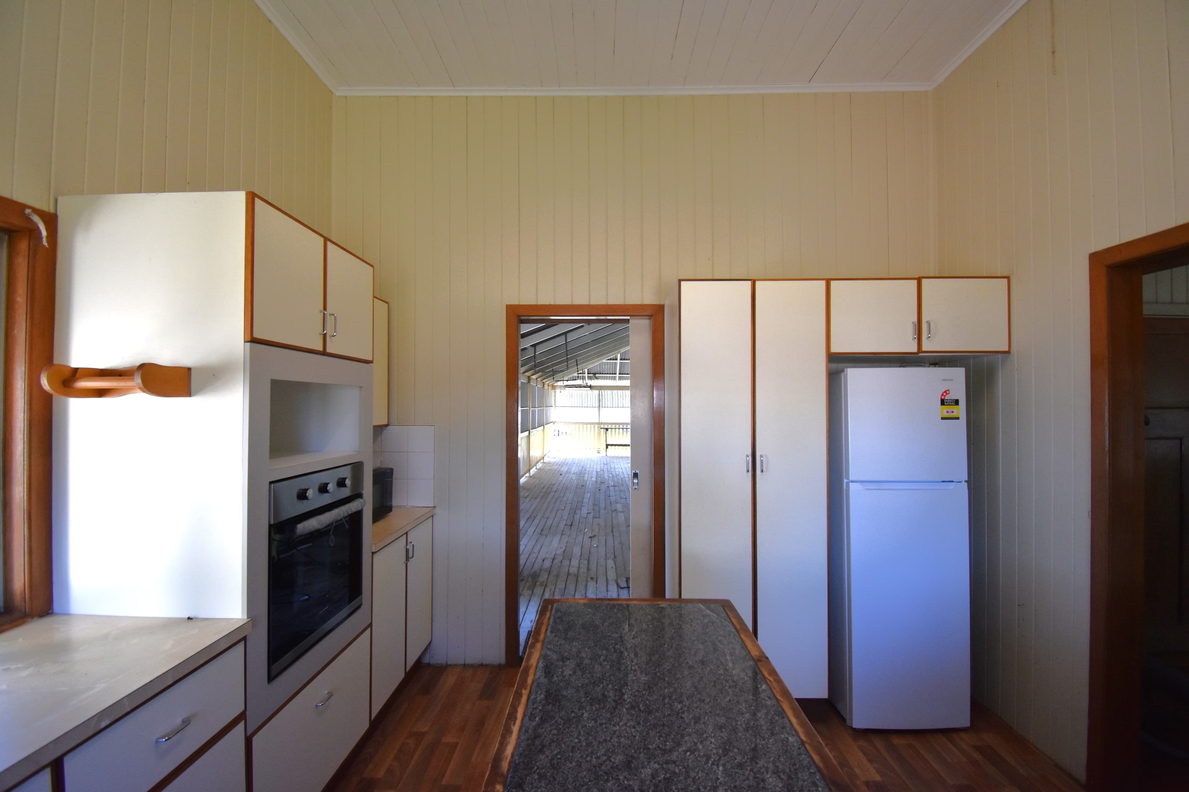 161 Oak Street, Barcaldine QLD 4725, Barcaldine - Thumbnail 8