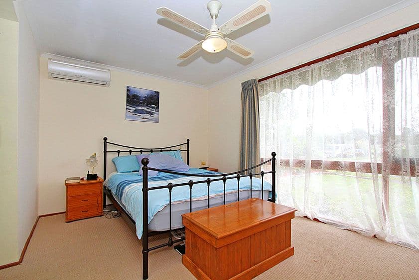 13 Lewis Close, MILL PARK VIC 3082, Mill Park - Thumbnail 5
