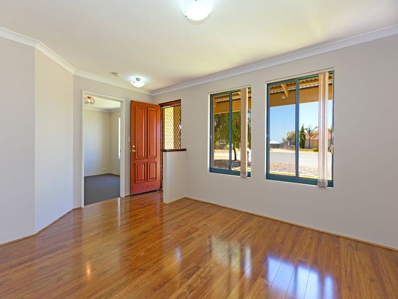 19 Hueston Lookout, LEDA WA 6170, Leda - Thumbnail 3