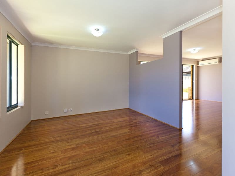 19 Hueston Lookout, LEDA WA 6170, Leda - Thumbnail 4