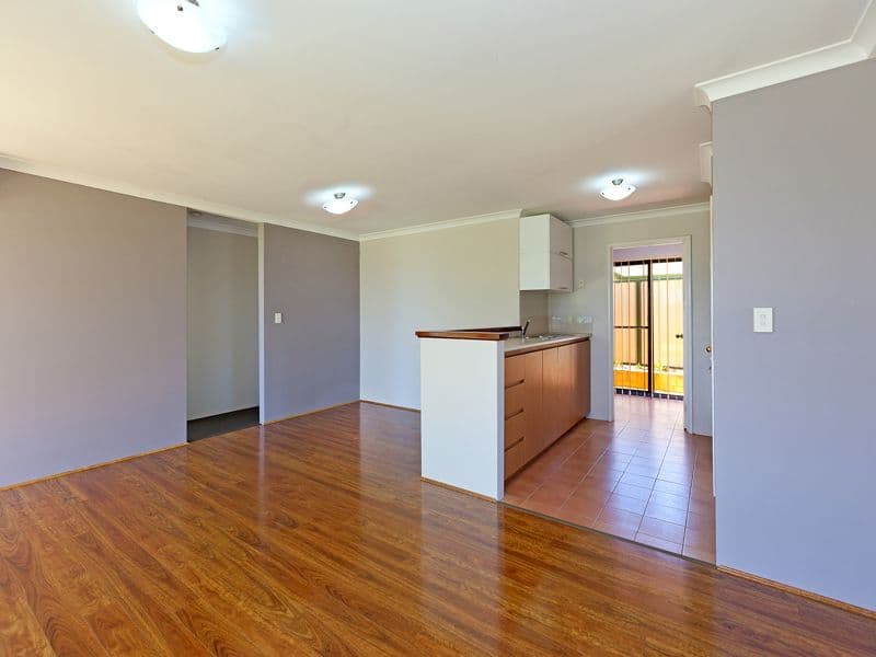 19 Hueston Lookout, LEDA WA 6170, Leda - Thumbnail 7