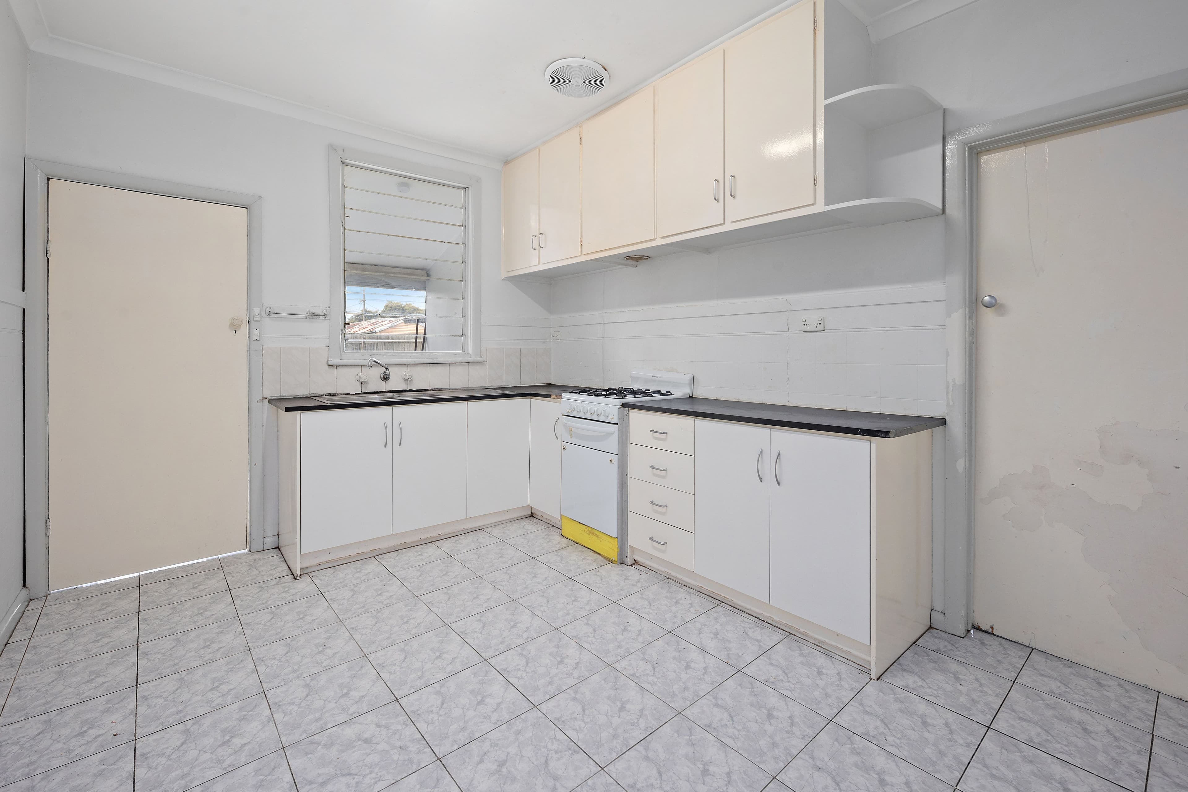 17 Main Street, Thomastown VIC 3074, Thomastown - Thumbnail 5