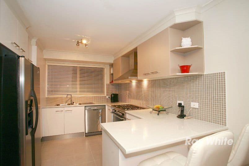 6 Celebration Court, CRANBOURNE VIC 3977, Cranbourne West - Thumbnail 5