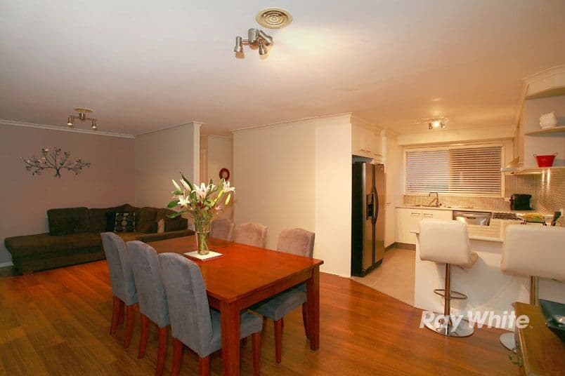 6 Celebration Court, CRANBOURNE VIC 3977, Cranbourne West - Thumbnail 7