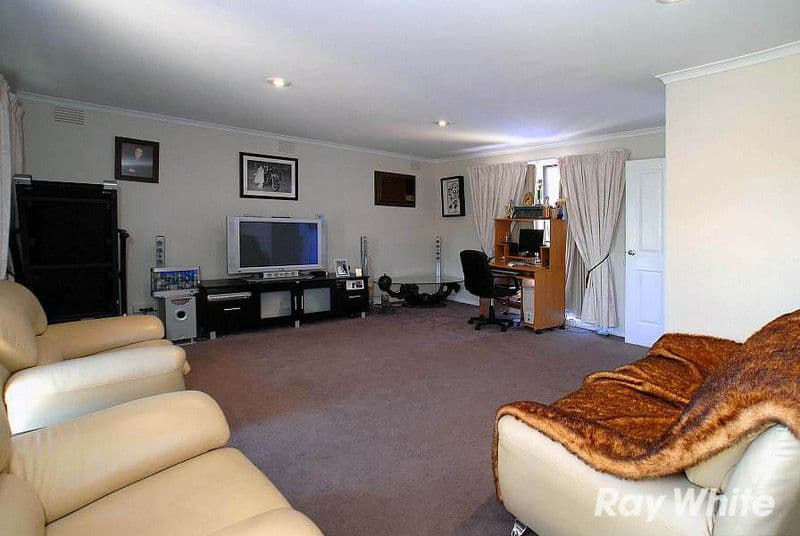 88 Berrabri Drive, SCORESBY VIC 3179, Scoresby - Thumbnail 2