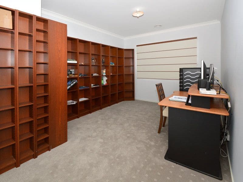 8 Haxton Court, SUNBURY VIC 3429, Sunbury - Thumbnail 6