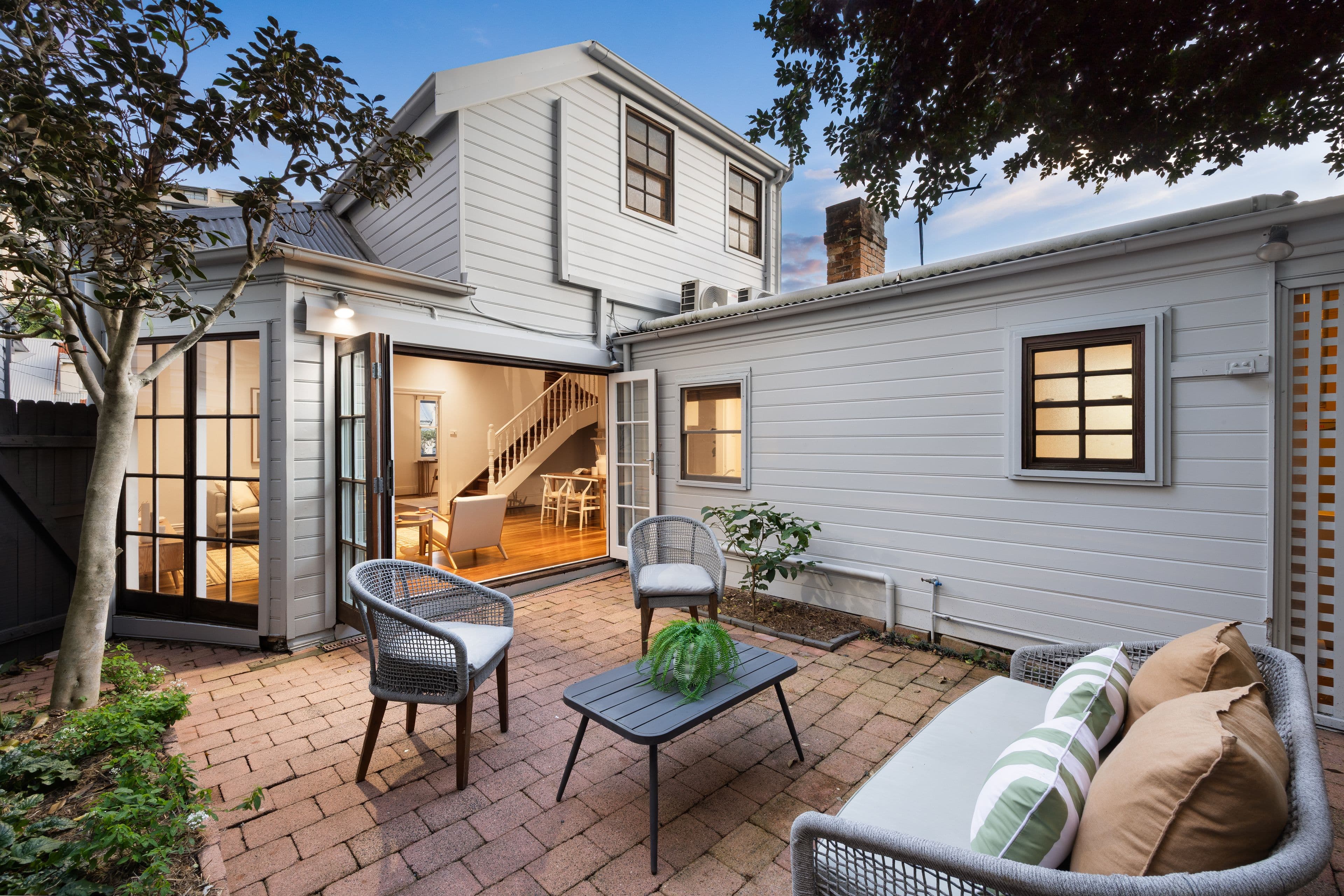 8 Oak Street, North Sydney NSW 2060, North Sydney - Image 1