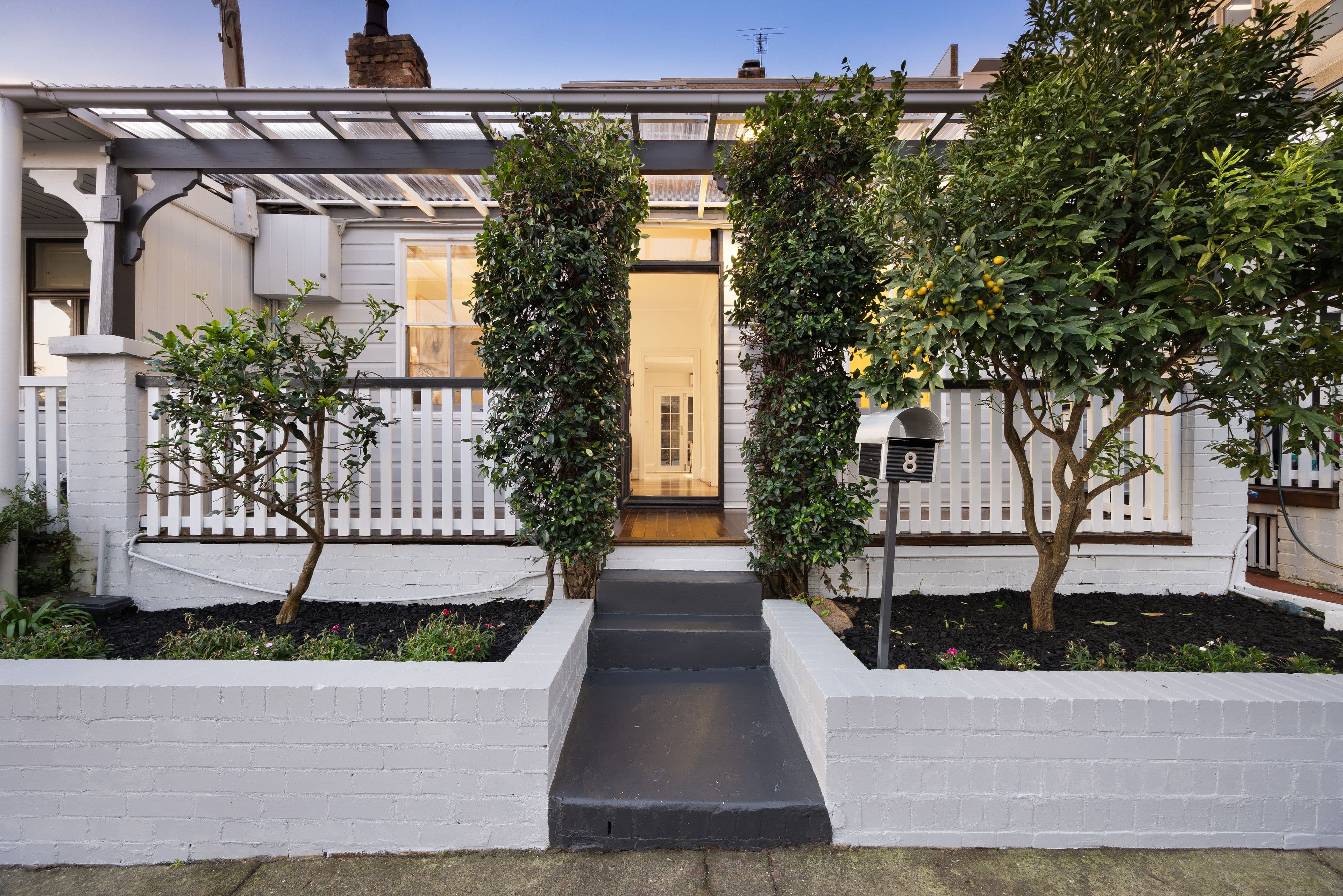 8 Oak Street, North Sydney NSW 2060, North Sydney - Thumbnail 3