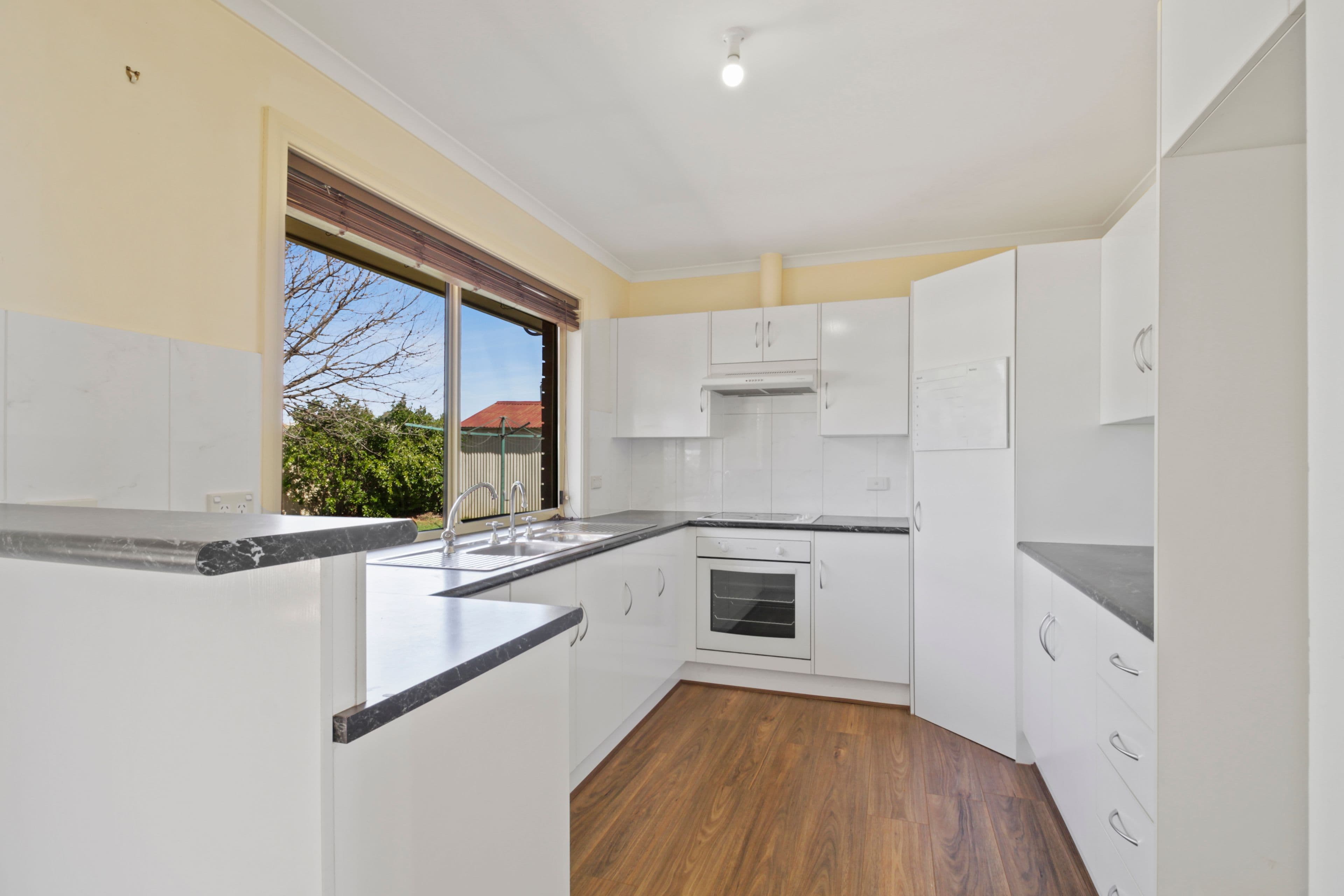26 Flinders Street, Renmark SA 5341, Renmark - Thumbnail 3