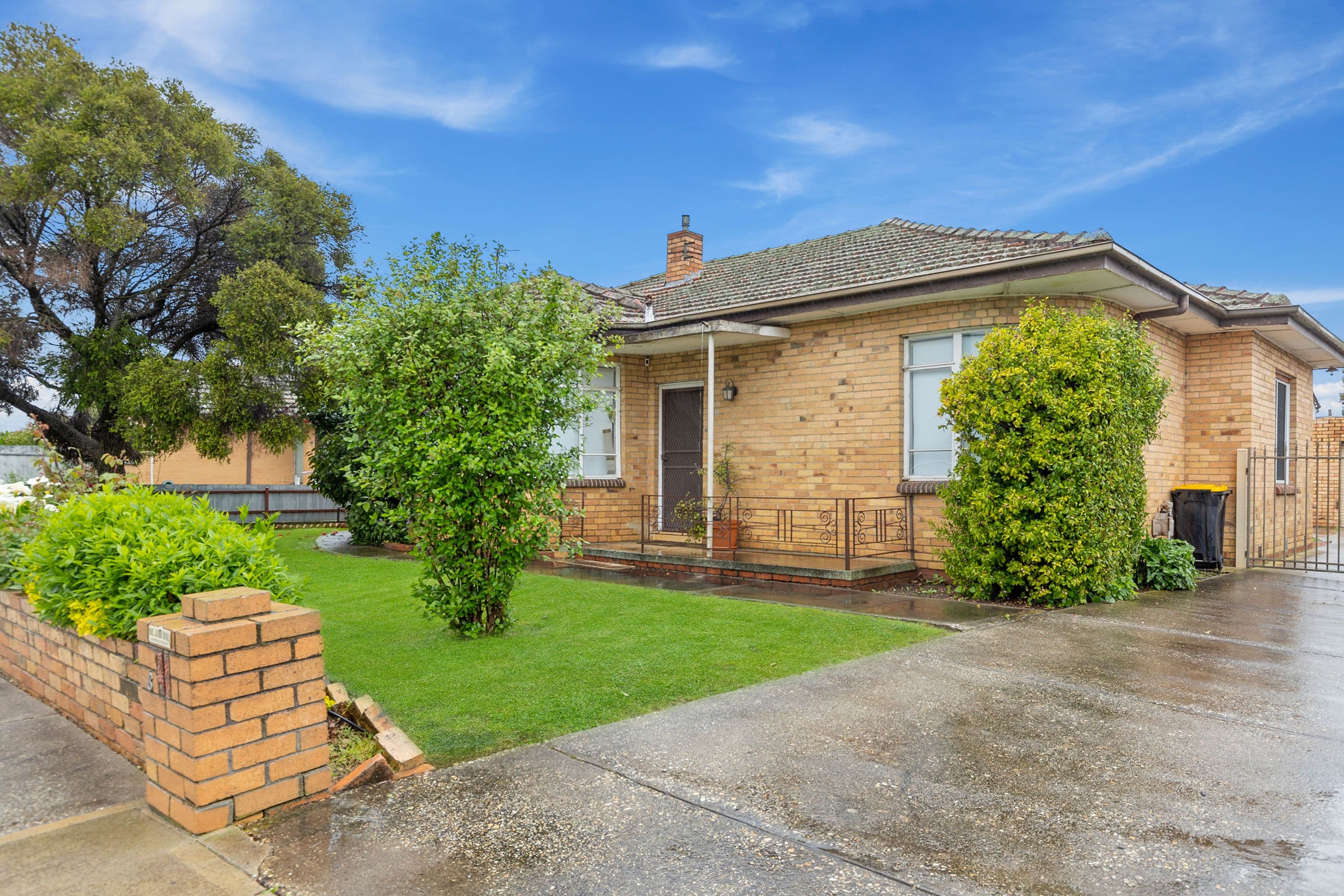 8 Oak Street, Seymour VIC 3660, Seymour - Image 1