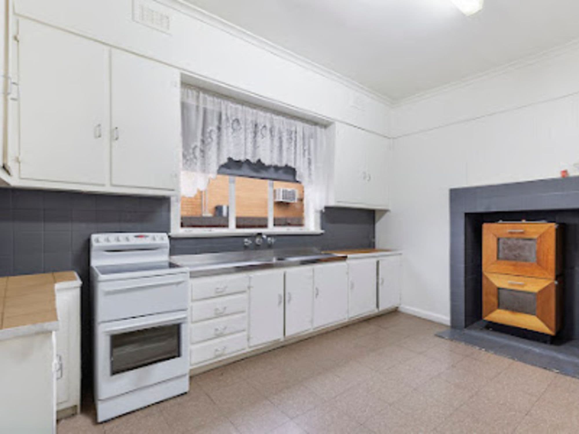 8 Oak Street, Seymour VIC 3660, Seymour - Thumbnail 3