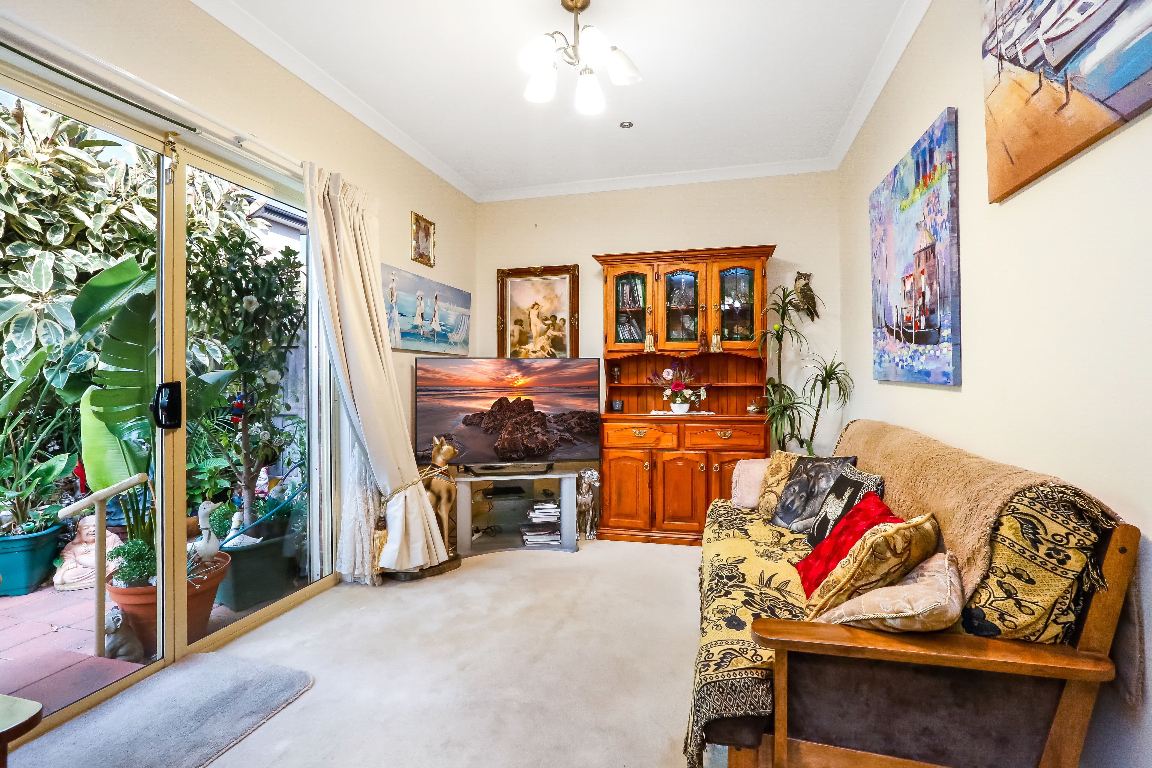 17 Gladstone Parade, Glenroy VIC 3046, Glenroy - Thumbnail 5