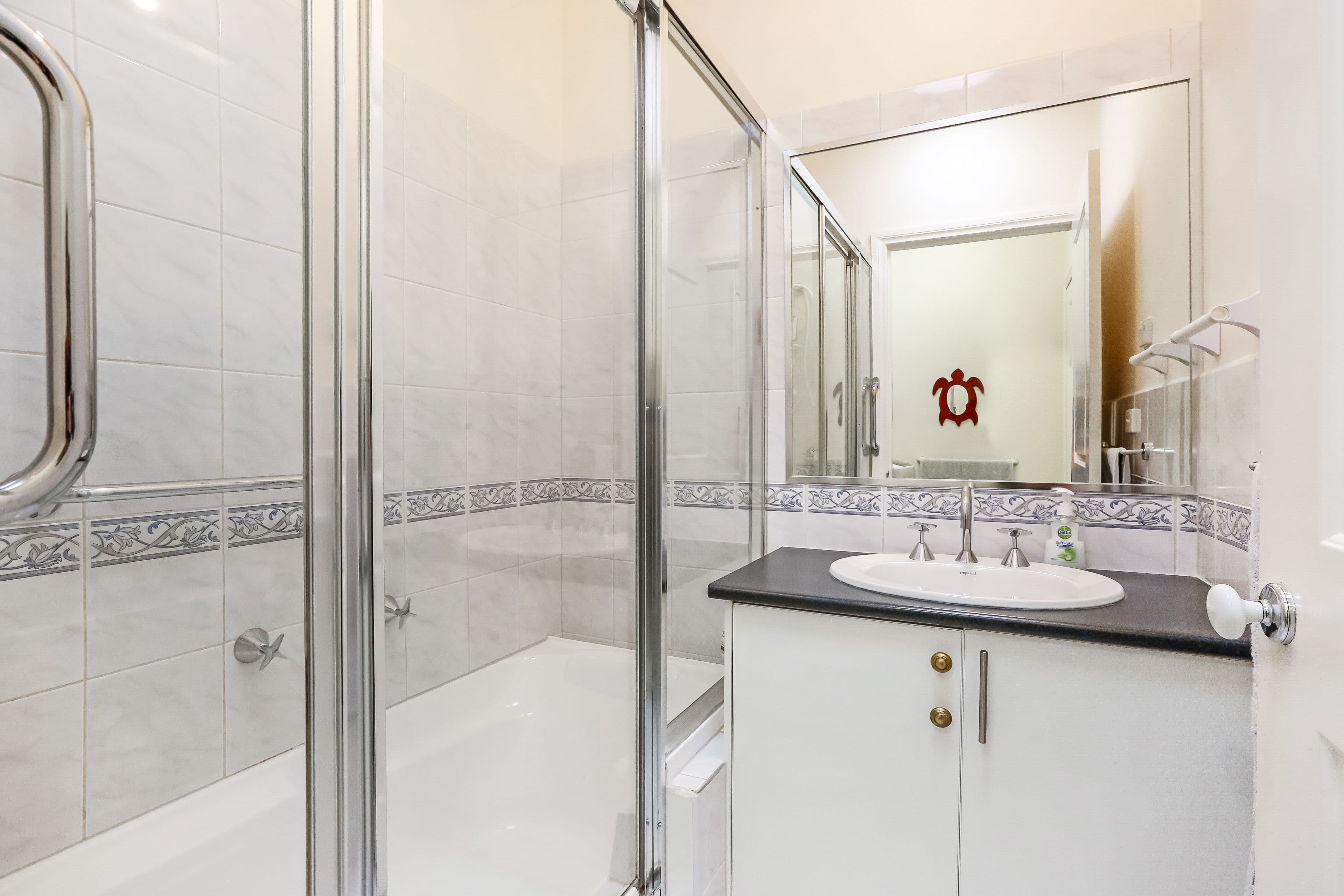 17 Gladstone Parade, Glenroy VIC 3046, Glenroy - Thumbnail 7