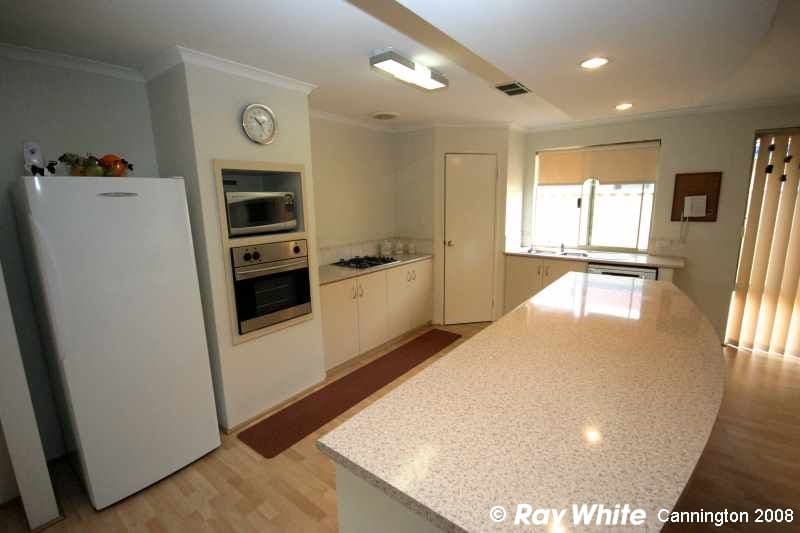 4 Carmichael Street, BECKENHAM WA 6107, Beckenham - Thumbnail 4