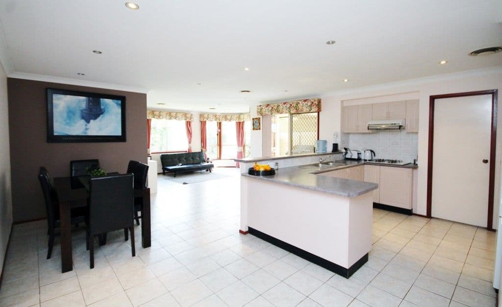 27 Walgett Close, Hinchinbrook NSW 2168, Hinchinbrook - Thumbnail 2