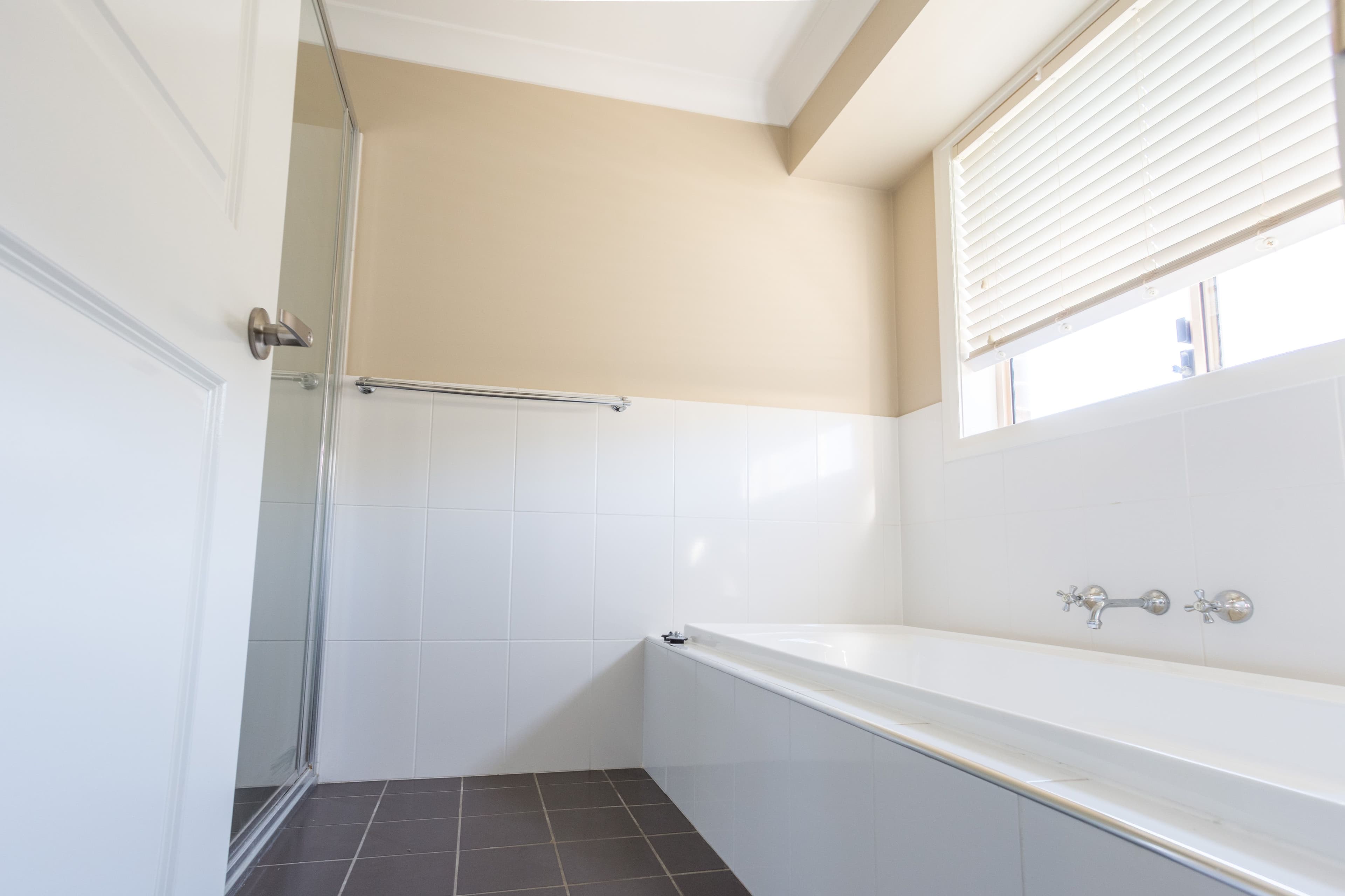 7 Centennial Crescent, Orange - Thumbnail 5