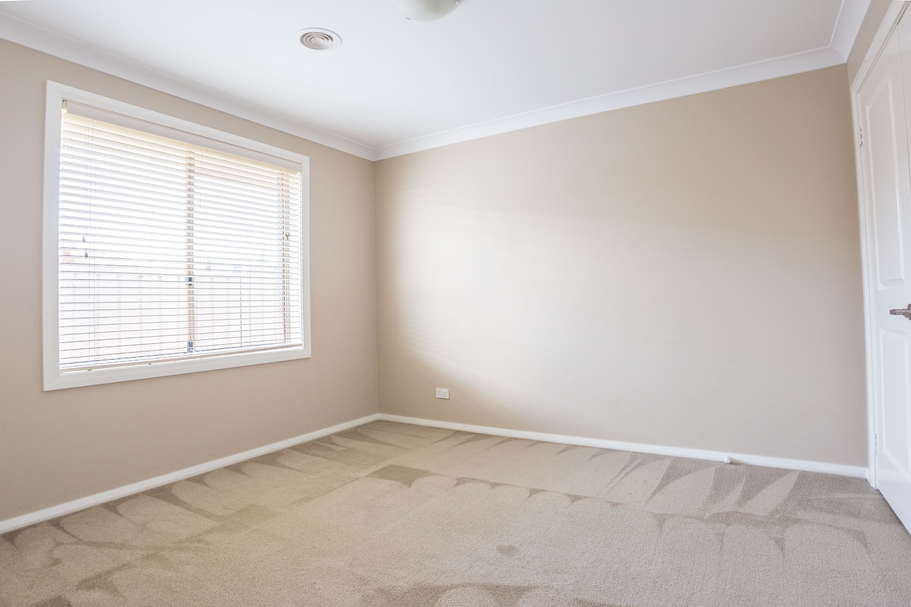 7 Centennial Crescent, Orange - Thumbnail 6