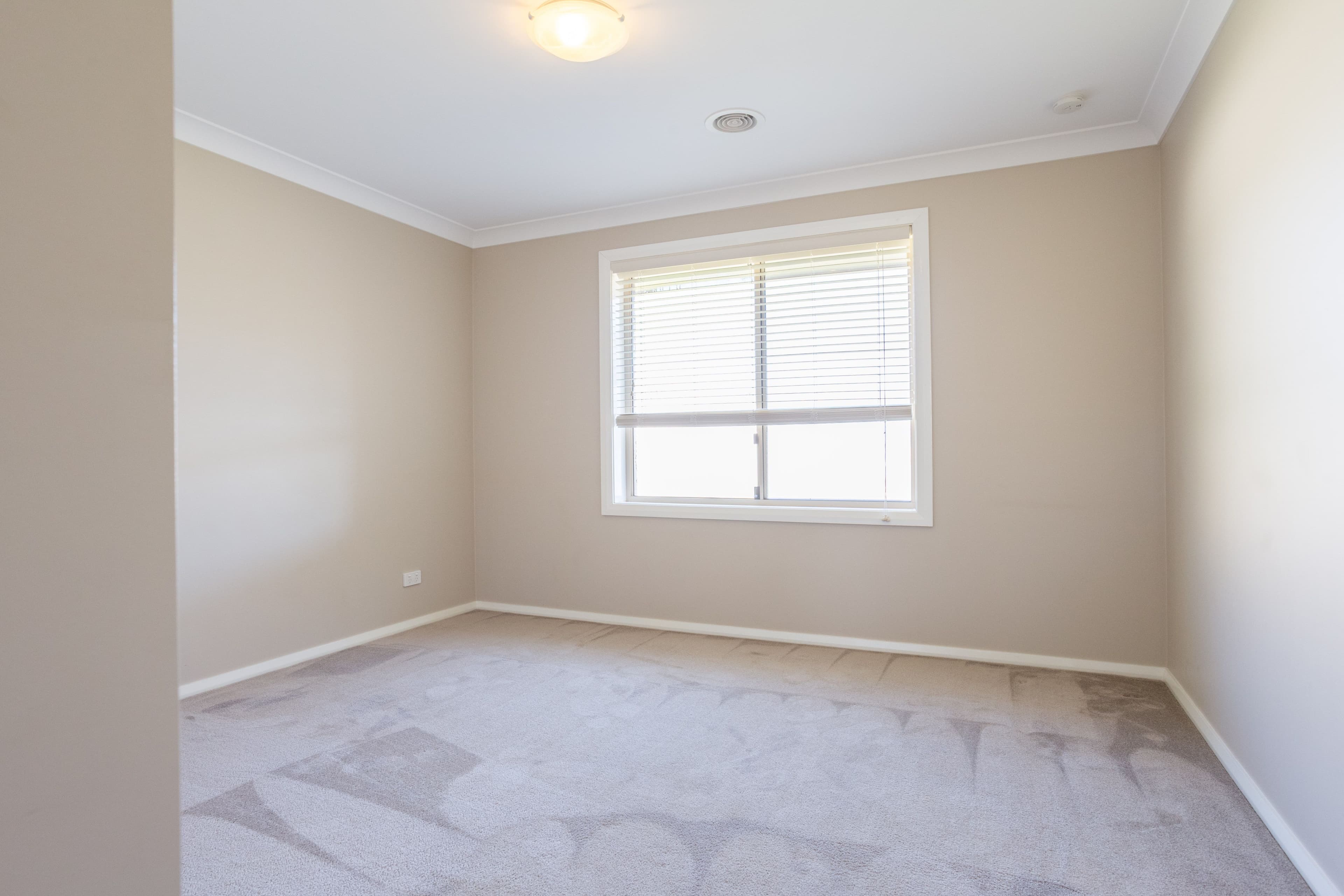 7 Centennial Crescent, Orange - Thumbnail 7