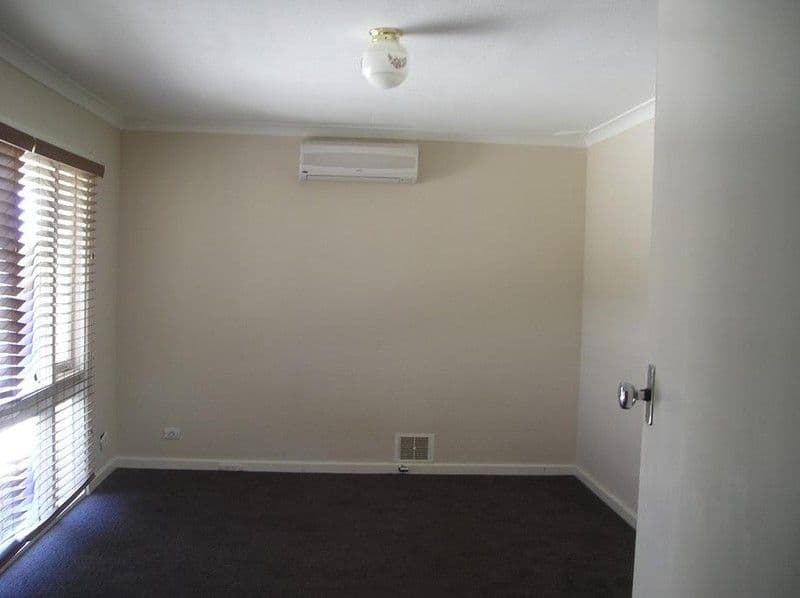 8  Numulgi Street, ARMADALE WA 6112, Armadale - Thumbnail 3
