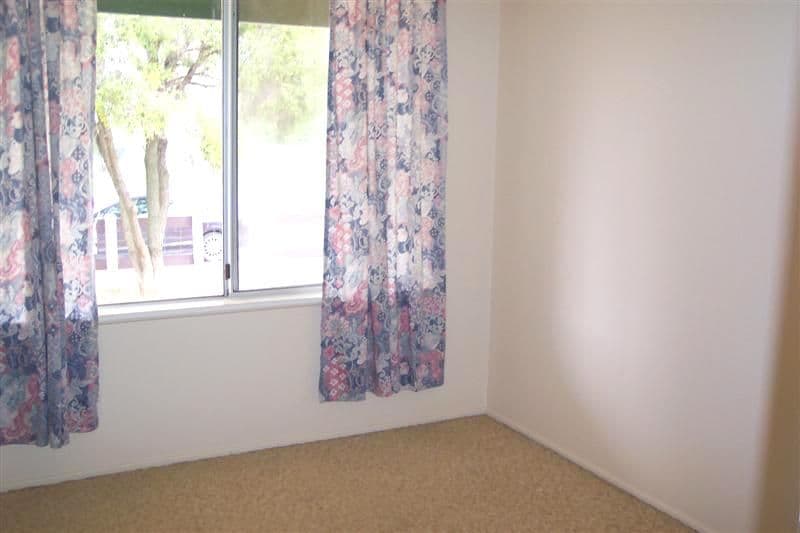 9 Ribands Way, Cowra - Thumbnail 3
