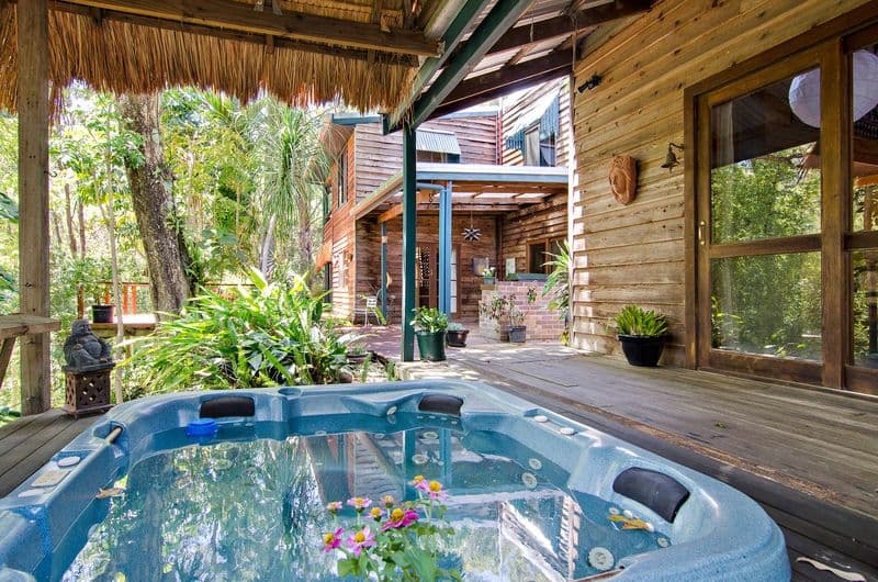 132 Ducats Road, TALLEBUDGERA VALLEY QLD 4228, Tallebudgera - Image 1