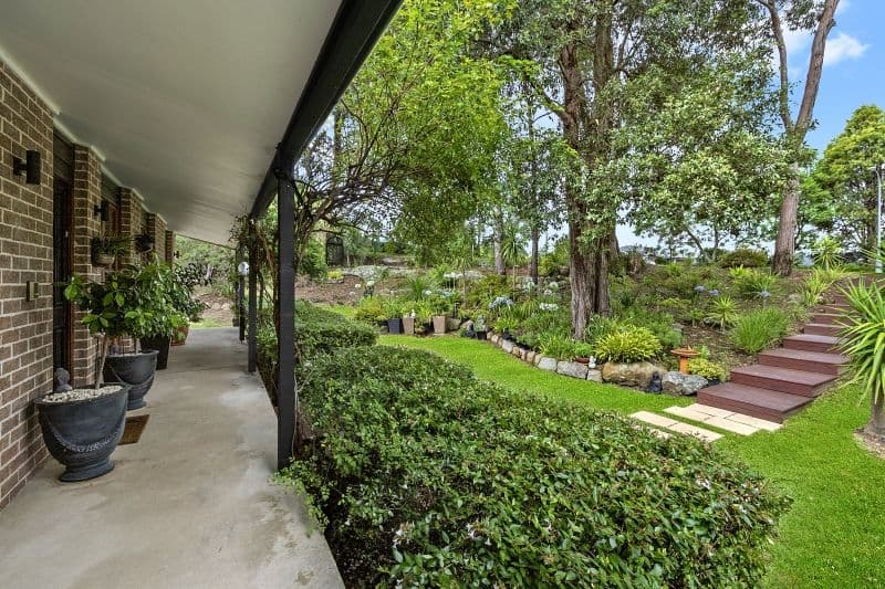 1 Pamela Crescent, Bowen Mountain - Image 1