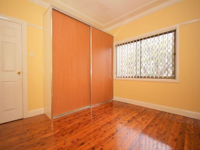 29 Oxford Avenue, BANKSTOWN NSW 2200, Bankstown - Thumbnail 6