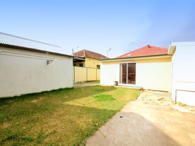29 Oxford Avenue, BANKSTOWN NSW 2200, Bankstown - Thumbnail 8