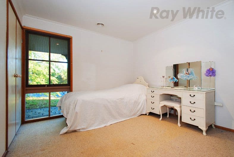 33 LEMONGROVE Crescent, Croydon Hills VIC 3136, Croydon Hills - Thumbnail 4