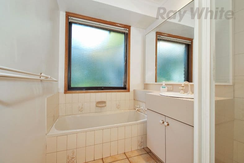 33 LEMONGROVE Crescent, Croydon Hills VIC 3136, Croydon Hills - Thumbnail 5