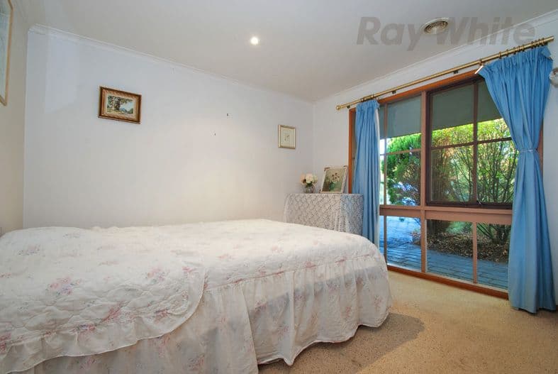 33 LEMONGROVE Crescent, Croydon Hills VIC 3136, Croydon Hills - Thumbnail 6