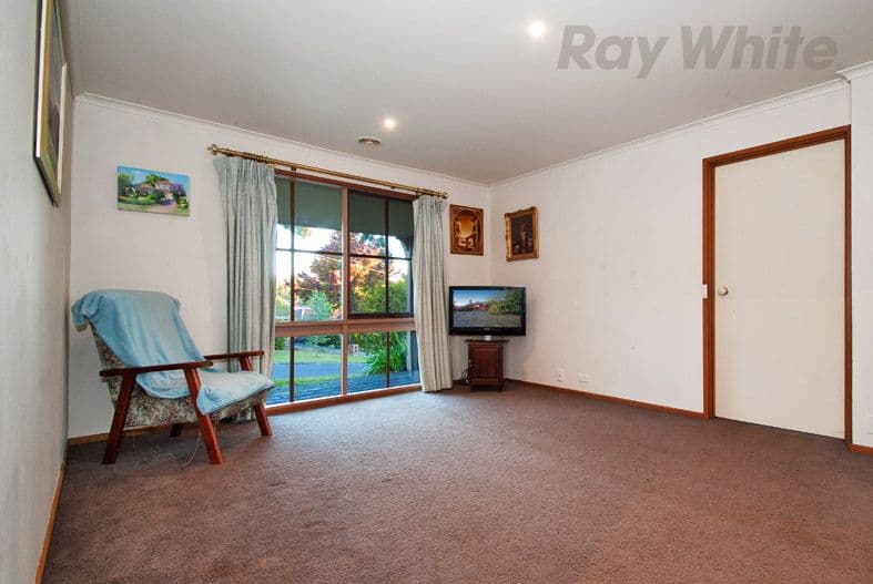 33 LEMONGROVE Crescent, Croydon Hills VIC 3136, Croydon Hills - Thumbnail 7