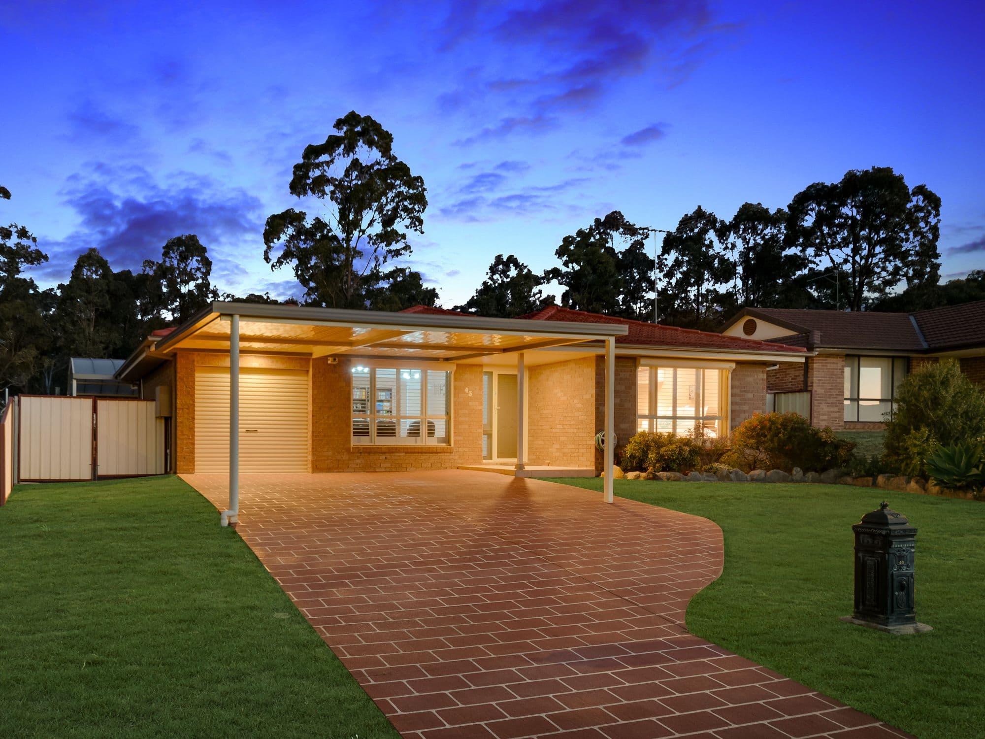 43 Carbasse Crescent, St Helens Park NSW 2560, St Helens Park - Thumbnail 2