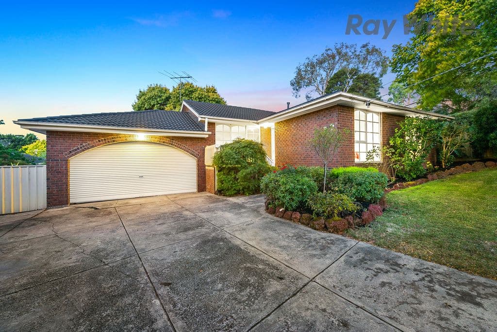 5 MELBA Place, Chirnside Park VIC 3116, Chirnside Park - Thumbnail 2