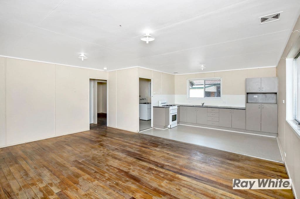13 Doreen Crescent, CAROLE PARK QLD 4300, Carole Park - Thumbnail 6