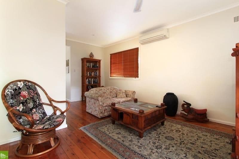 4 Kirrang Avenue, MANGERTON NSW 2500, Mangerton - Thumbnail 4