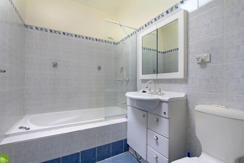 4 Kirrang Avenue, MANGERTON NSW 2500, Mangerton - Thumbnail 6