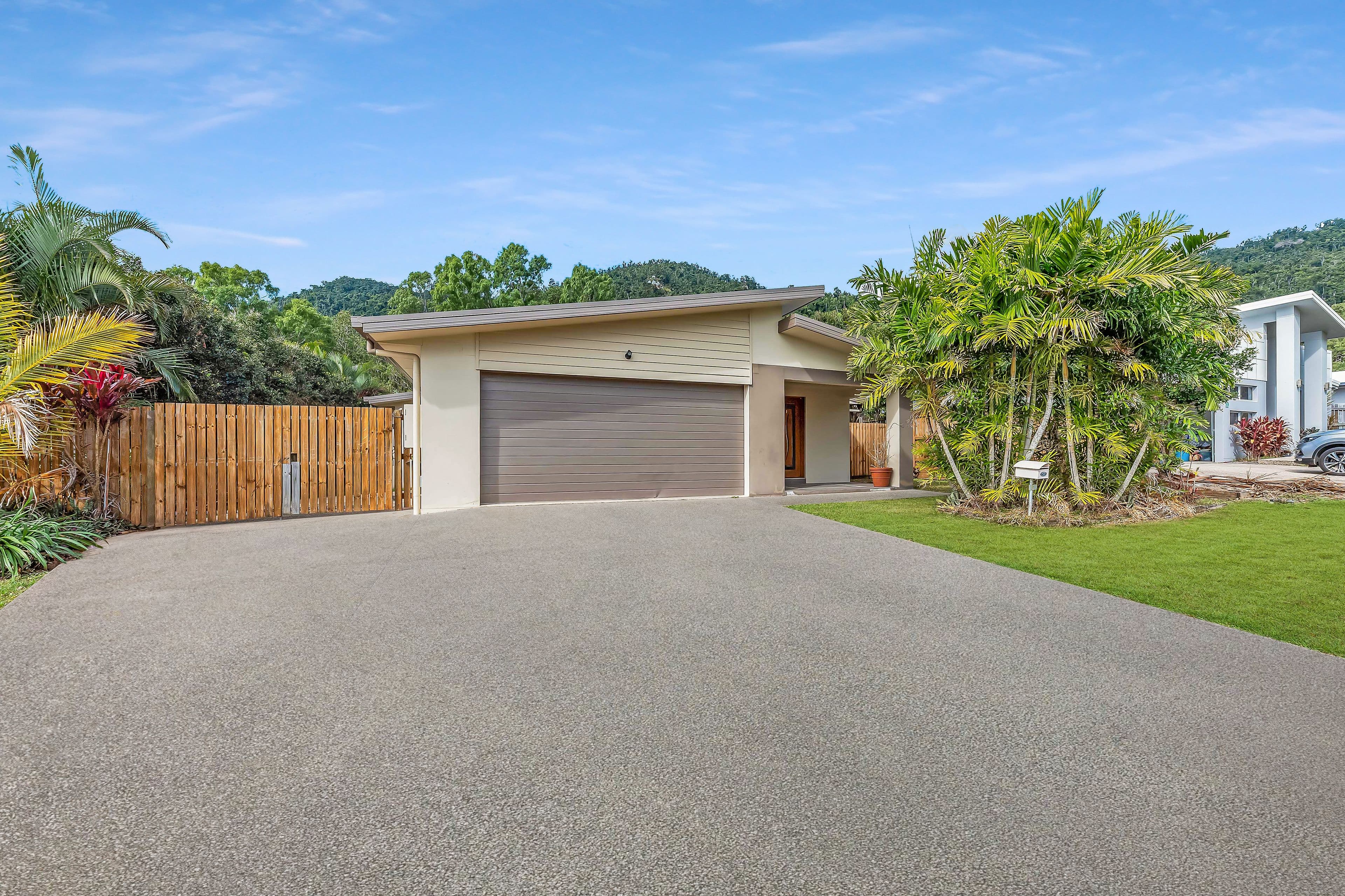 31 Endeavour Circuit, Cannonvale QLD 4802, Cannonvale - Image 1