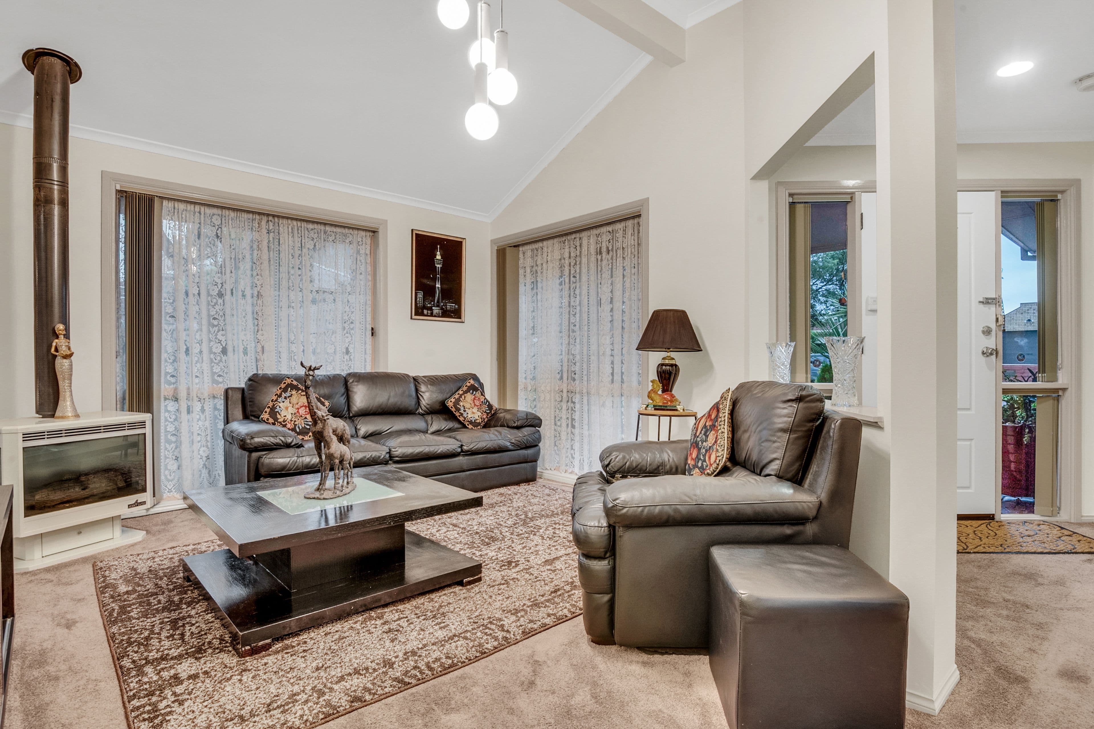 22 Matthews Crescent, Roxburgh Park VIC 3064, Roxburgh Park - Thumbnail 3